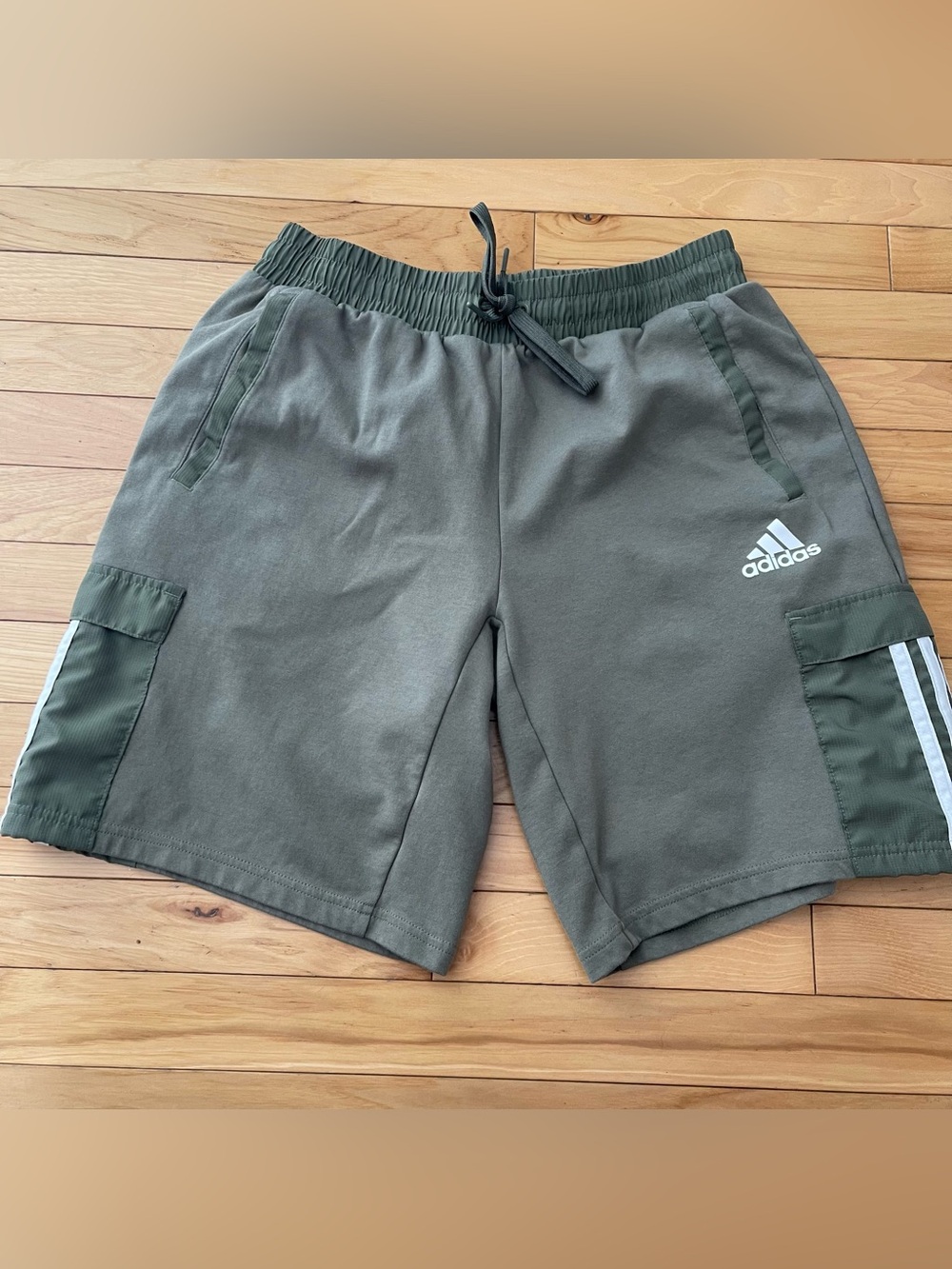 Adidas Men's Green Olive Drawstring Waist Pull On Cargo Shorts Fleece Medium